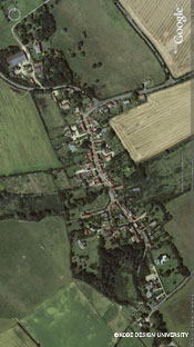 図7-3　イギリスの中世から続く田園集落サフォークのカージー(写真：google earth)